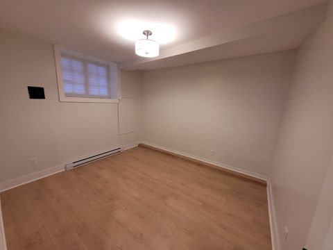 2195 Saint Joseph #7